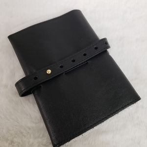 Mark and Graham Leather Charger Roll up pro